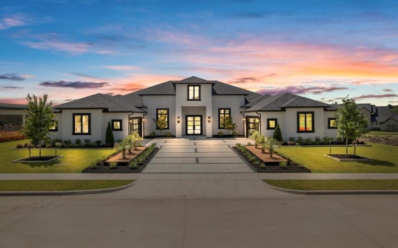 312 Longview Place, Heath, TX 75032, 4 Bedrooms Bedrooms, ,6 BathroomsBathrooms,Residential,For Sale,312 Longview Place,20982216