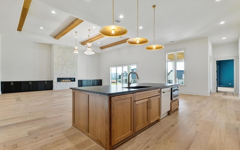 312 Longview Place, Heath, TX 75032, 4 Bedrooms Bedrooms, ,6 BathroomsBathrooms,Residential,For Sale,312 Longview Place,20982216