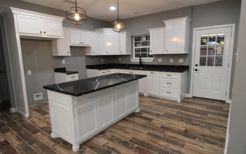 601 V, Del Rio, TX 78840, 3 Bedrooms Bedrooms, ,2 BathroomsBathrooms,Residential,For Sale,601 V,206240
