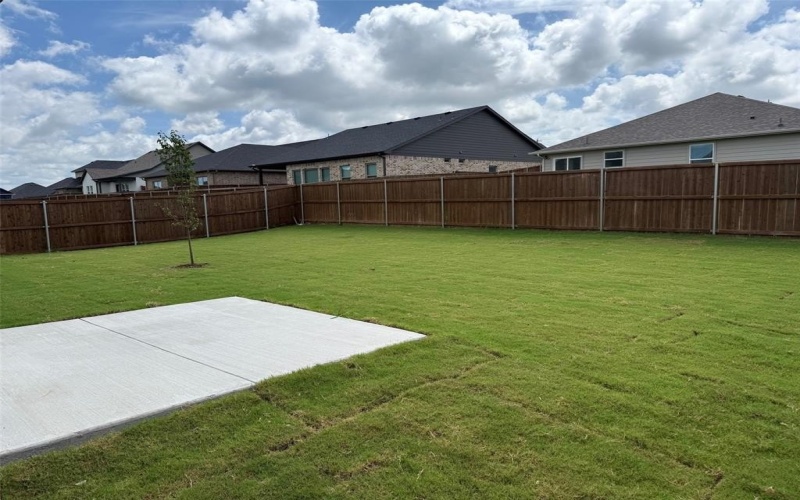 1819 Boxwood Drive, Sherman, TX 75092, 3 Bedrooms Bedrooms, ,2 BathroomsBathrooms,Residential,For Sale,1819 Boxwood Drive,20982382