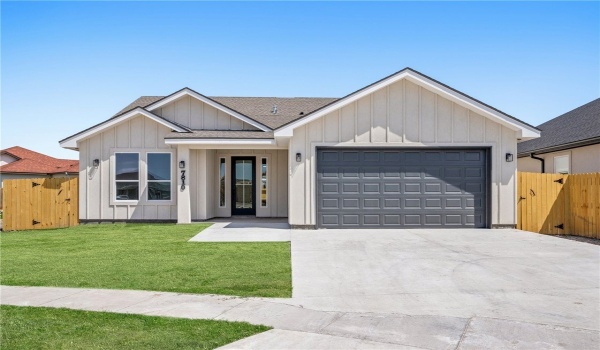 7810 Houshang Drive, Corpus Christi, TX 78414, 4 Habitaciones Habitaciones , ,2 BañosBaños,Residential,En Venta,7810 Houshang Drive,452666