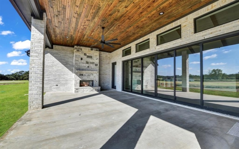 3009 Codigo Drive, Weatherford, TX 76088, 4 Bedrooms Bedrooms, ,3 BathroomsBathrooms,Residential,For Sale,3009 Codigo Drive,20982431