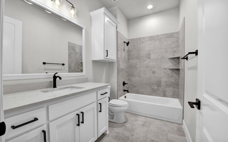 3009 Codigo Drive, Weatherford, TX 76088, 4 Bedrooms Bedrooms, ,3 BathroomsBathrooms,Residential,For Sale,3009 Codigo Drive,20982431