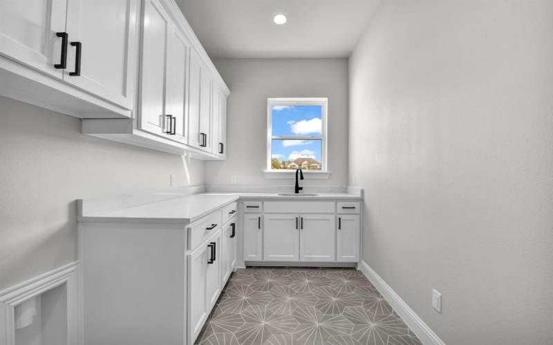 3009 Codigo Drive, Weatherford, TX 76088, 4 Bedrooms Bedrooms, ,3 BathroomsBathrooms,Residential,For Sale,3009 Codigo Drive,20982431