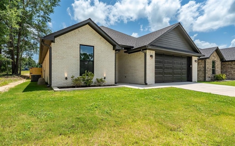 11205 CR 166, Tyler, TX 75703, 6 Bedrooms Bedrooms, ,5 BathroomsBathrooms,Residential Multi Family,For Sale,11205 CR 166,20982448