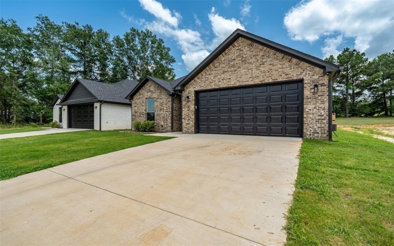 11205 CR 166, Tyler, TX 75703, 6 Bedrooms Bedrooms, ,5 BathroomsBathrooms,Residential Multi Family,For Sale,11205 CR 166,20982448