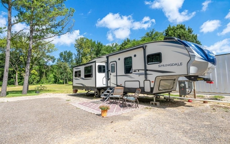 7929 Clear Creek Road, Mabank, TX 75156, 1 Bedroom Bedrooms, ,1 BathroomBathrooms,Residential,For Sale,7929 Clear Creek Road,20982453