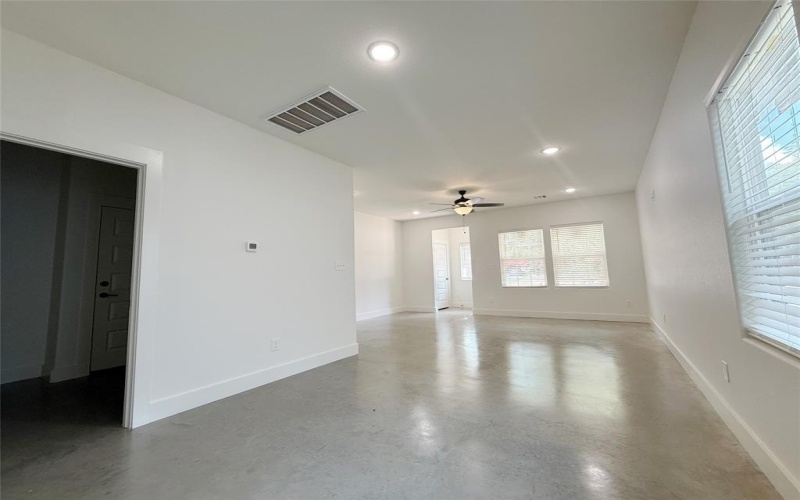 1905 S Lamar, Denison, TX 75021, 3 Bedrooms Bedrooms, ,2 BathroomsBathrooms,Residential,For Sale,1905 S Lamar,20982481