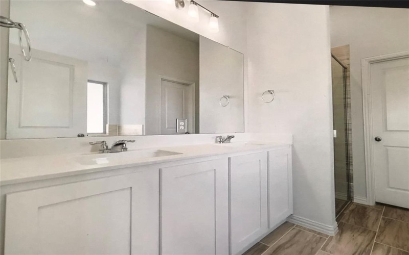 2511 Ridgecrest Lane, Sherman, TX 75092, 3 Bedrooms Bedrooms, ,2 BathroomsBathrooms,Residential Lease,For Rent,2511 Ridgecrest Lane,20982620