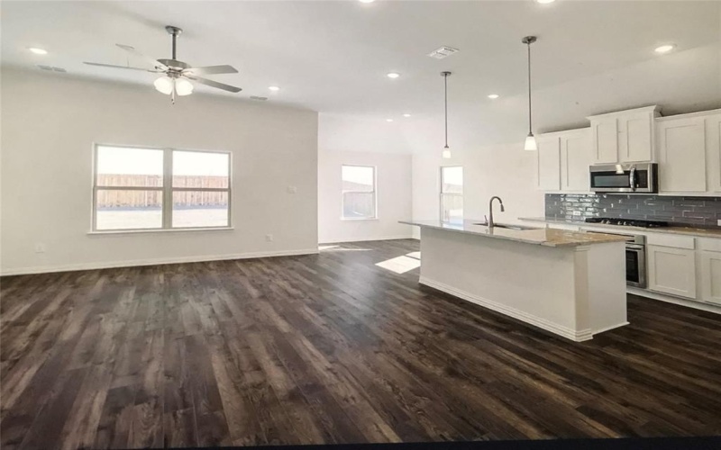 2511 Ridgecrest Lane, Sherman, TX 75092, 3 Bedrooms Bedrooms, ,2 BathroomsBathrooms,Residential Lease,For Rent,2511 Ridgecrest Lane,20982620