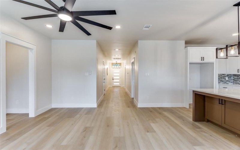5223 Fletcher Avenue, Fort Worth, TX 76107, 3 Bedrooms Bedrooms, ,2 BathroomsBathrooms,Residential,For Sale,5223 Fletcher Avenue,20982688