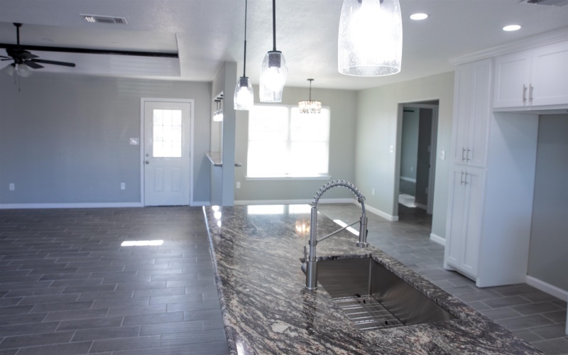 156 Owens, Del Rio, TX 78840, 3 Bedrooms Bedrooms, ,2 BathroomsBathrooms,Residential,For Sale,156 Owens,206514