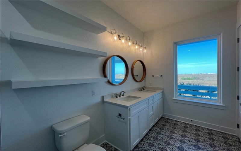 118 Frontside Drive, Corpus Christi, TX 78418, 6 Bedrooms Bedrooms, ,7 BathroomsBathrooms,Residential,For Sale,118 Frontside Drive,461262