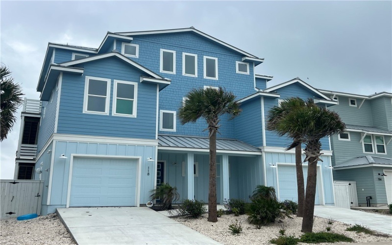 118 Frontside Drive, Corpus Christi, TX 78418, 6 Bedrooms Bedrooms, ,7 BathroomsBathrooms,Residential,For Sale,118 Frontside Drive,461262