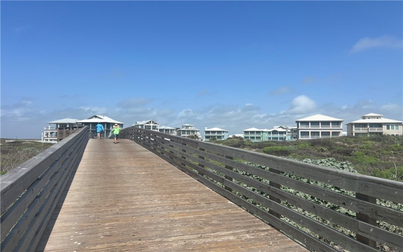 118 Frontside Drive, Corpus Christi, TX 78418, 6 Bedrooms Bedrooms, ,7 BathroomsBathrooms,Residential,For Sale,118 Frontside Drive,461262
