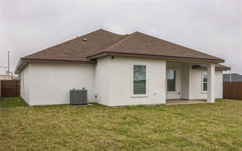 3209 S Kerala Avenue, Edinburg, TX 78539, 4 Bedrooms Bedrooms, ,3 BathroomsBathrooms,Residential,For Sale,3209 S Kerala Avenue,452740