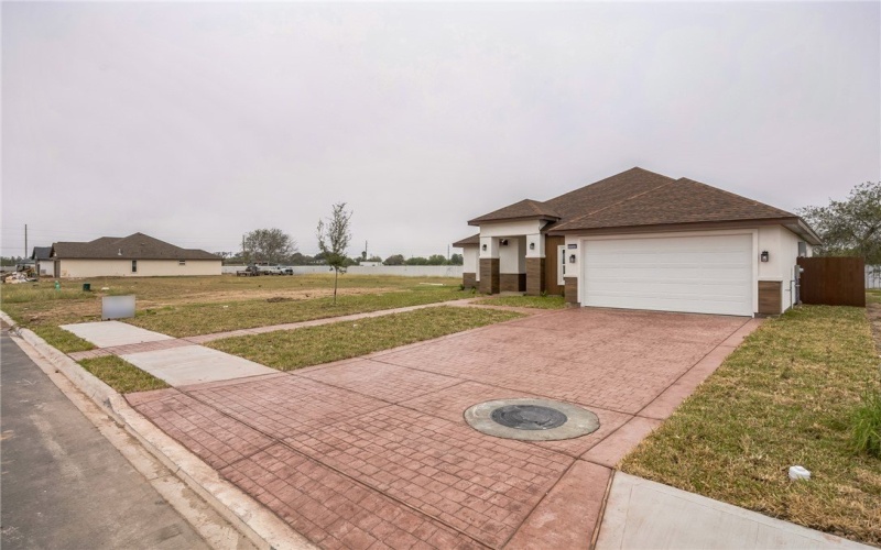 3209 S Kerala Avenue, Edinburg, TX 78539, 4 Bedrooms Bedrooms, ,3 BathroomsBathrooms,Residential,For Sale,3209 S Kerala Avenue,452740