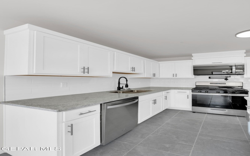 15221 Purpose Avenue, El Paso, TX 79938, 3 Bedrooms Bedrooms, ,2 BathroomsBathrooms,Residential,For Sale,15221 Purpose Avenue,925370