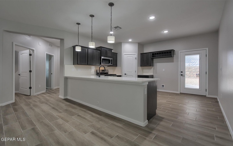 15121 Ambition Avenue, El Paso, TX 79938, 4 Bedrooms Bedrooms, ,2 BathroomsBathrooms,Residential,For Sale,15121 Ambition Avenue,925373