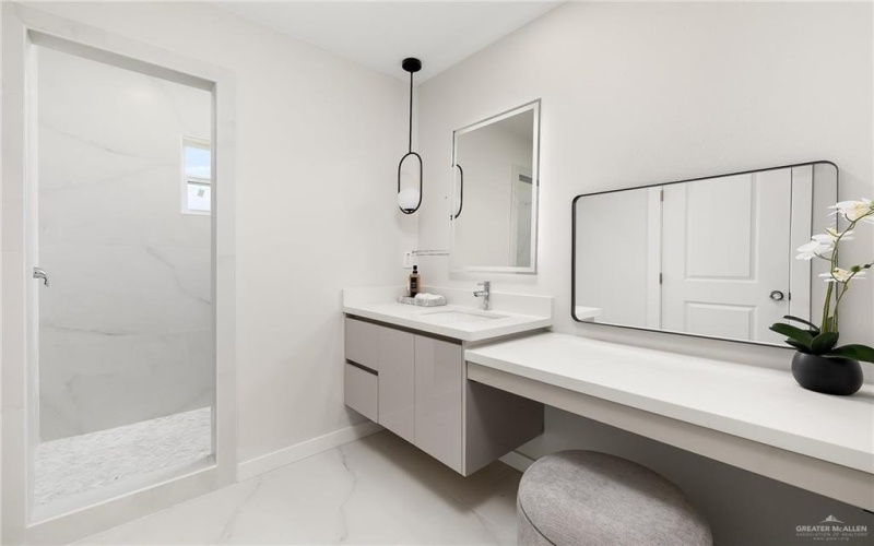 2209 Corales Street, Mission, TX 78573, 3 Bedrooms Bedrooms, ,2 BathroomsBathrooms,Residential,For Sale,2209 Corales Street,471577