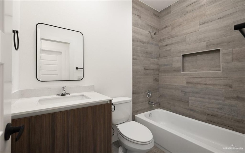 2609 Mockingbird Road #D, Weslaco, TX 78596, 2 Bedrooms Bedrooms, ,2 BathroomsBathrooms,Residential Lease,For Rent,2609 Mockingbird Road,474687