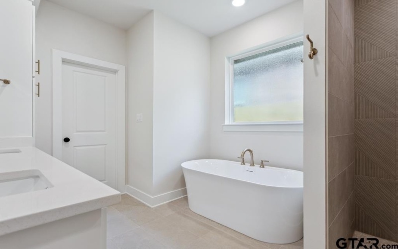 7130 Alexander, Tyler, TX 75707, 3 Bedrooms Bedrooms, ,2 BathroomsBathrooms,Residential,For Sale,7130 Alexander,25009752