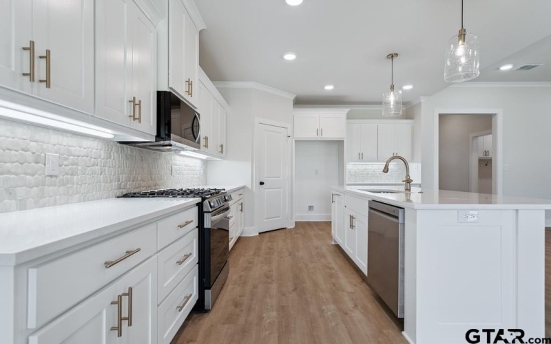 7130 Alexander, Tyler, TX 75707, 3 Bedrooms Bedrooms, ,2 BathroomsBathrooms,Residential,For Sale,7130 Alexander,25009752
