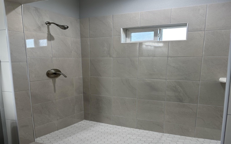 505 E De La Rosa, Del Rio, TX 78840, 3 Bedrooms Bedrooms, ,2 BathroomsBathrooms,Residential,For Sale,505 E De La Rosa,206547