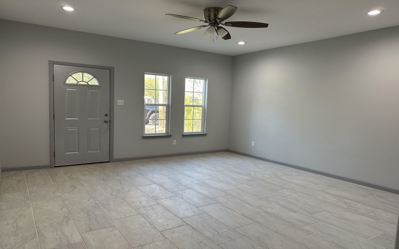 505 E De La Rosa, Del Rio, TX 78840, 3 Bedrooms Bedrooms, ,2 BathroomsBathrooms,Residential,For Sale,505 E De La Rosa,206547