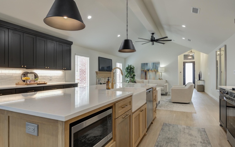 3613 127th Street, Lubbock, TX 79423, 4 Bedrooms Bedrooms, ,3 BathroomsBathrooms,Residential,For Sale,3613 127th Street,202556997