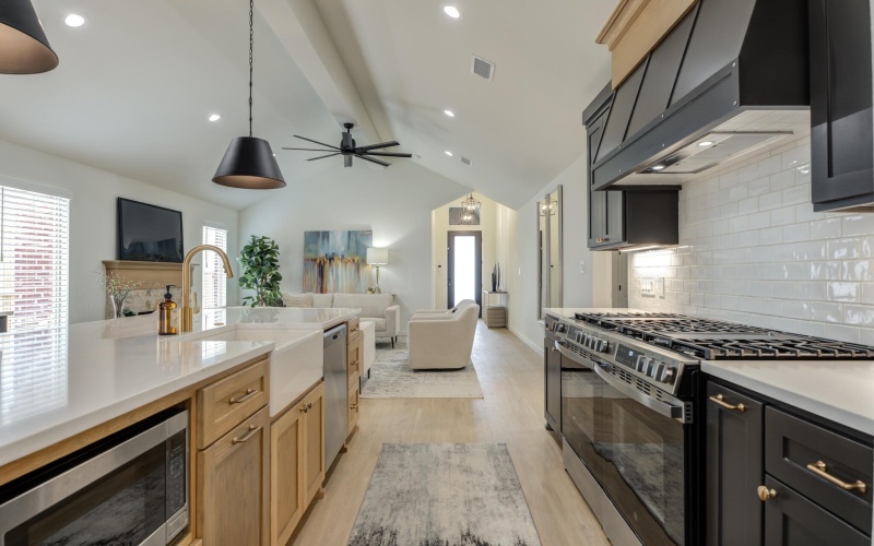 3613 127th Street, Lubbock, TX 79423, 4 Bedrooms Bedrooms, ,3 BathroomsBathrooms,Residential,For Sale,3613 127th Street,202556997