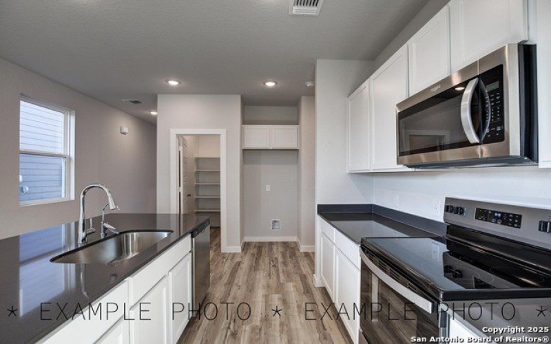 4301 Clarisse St, New Braunfels, TX 78130, 3 Bedrooms Bedrooms, ,2 BathroomsBathrooms,Residential,For Sale,4301 Clarisse St,1879587