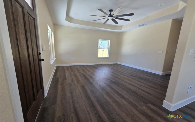 410 W Trinity Street, Luling, TX 78648, 3 Habitaciones Habitaciones , ,2 BañosBaños,Residential,En Venta,410 W Trinity Street,572953
