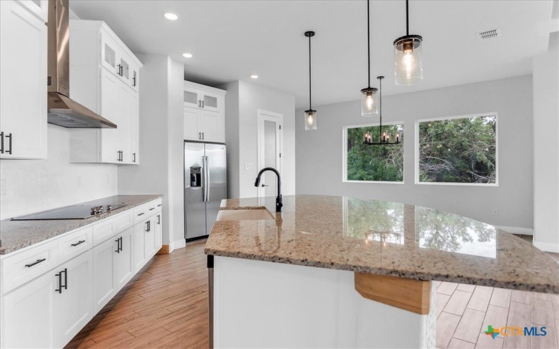 511 Windswept, Horseshoe Bay, TX 78657, 3 Bedrooms Bedrooms, ,2 BathroomsBathrooms,Residential Lease,For Rent,511 Windswept,584970
