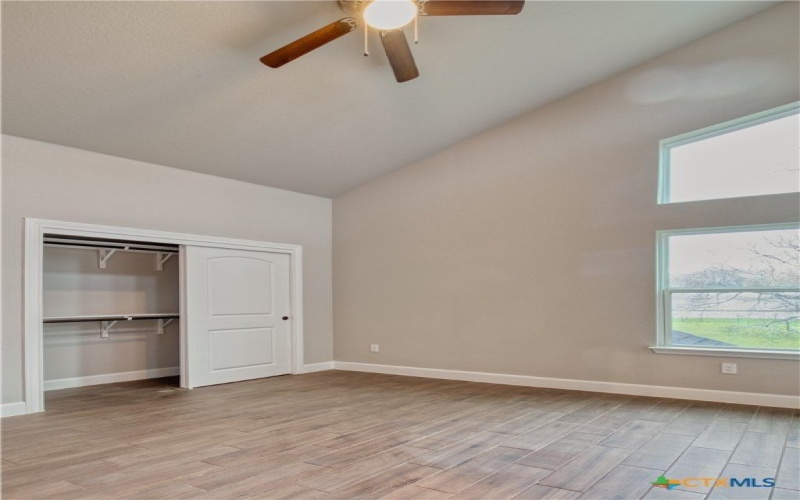 2202 Virginia Blvd #201, San Antonio, TX 78203, 3 Bedrooms Bedrooms, ,2 BathroomsBathrooms,Residential Lease,For Rent,2202 Virginia Blvd,584986