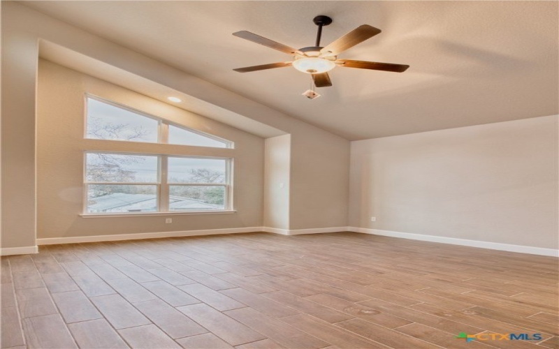 2202 Virginia Blvd #201, San Antonio, TX 78203, 3 Bedrooms Bedrooms, ,2 BathroomsBathrooms,Residential Lease,For Rent,2202 Virginia Blvd,584986