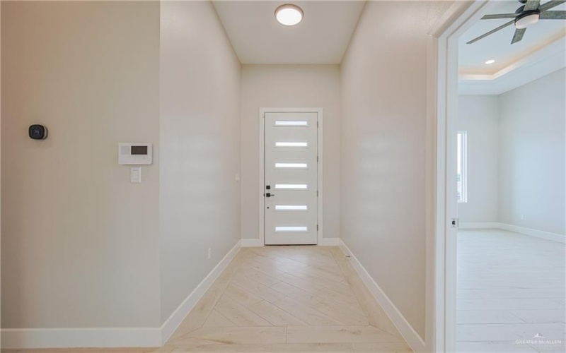 8047 N 48th Lane, McAllen, TX 78501, 3 Habitaciones Habitaciones , ,3 BañosBaños,Residential,En Venta,8047 N 48th Lane,474744