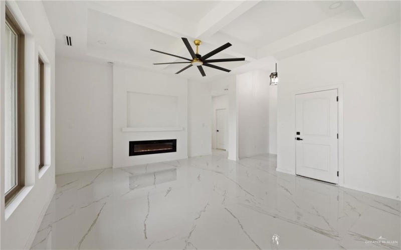 2613 E Comal Road, Edinburg, TX 78542, 3 Habitaciones Habitaciones , ,2 BañosBaños,Residential,En Venta,2613 E Comal Road,474749