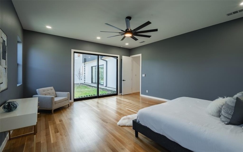 528 Bondstone Drive, Dallas, TX 75218, 5 Bedrooms Bedrooms, ,6 BathroomsBathrooms,Residential,For Sale,528 Bondstone Drive,20882276