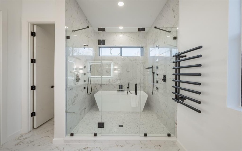 528 Bondstone Drive, Dallas, TX 75218, 5 Bedrooms Bedrooms, ,6 BathroomsBathrooms,Residential,For Sale,528 Bondstone Drive,20882276