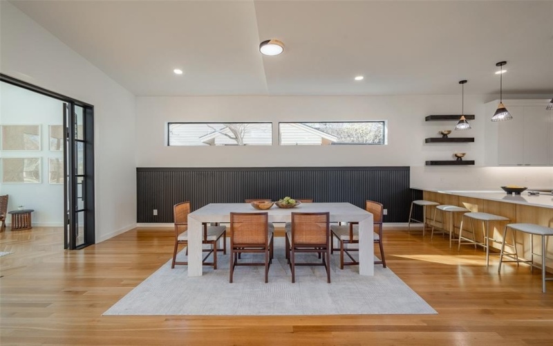 528 Bondstone Drive, Dallas, TX 75218, 5 Bedrooms Bedrooms, ,6 BathroomsBathrooms,Residential,For Sale,528 Bondstone Drive,20882276