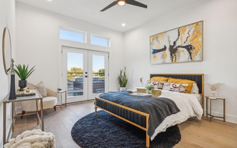 4208 Live Oak Street #201, Dallas, TX 75204, 2 Bedrooms Bedrooms, ,2 BathroomsBathrooms,Residential,For Sale,4208 Live Oak Street,20966211