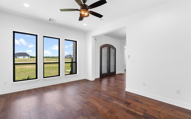 1321 Greycrest Terrace, Waxahachie, TX 76065, 4 Habitaciones Habitaciones , ,3 BañosBaños,Residential,En Venta,1321 Greycrest Terrace,20971768