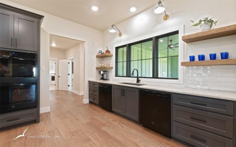 2910 Braune Road, Abilene, TX 79606, 4 Bedrooms Bedrooms, ,3 BathroomsBathrooms,Residential,For Sale,2910 Braune Road,20975737