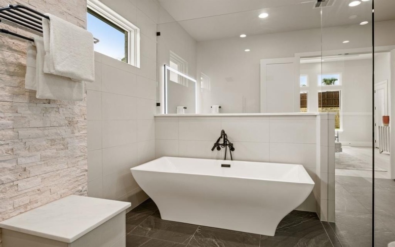 1732 Oakbrook Drive, Keller, TX 76262, 4 Bedrooms Bedrooms, ,5 BathroomsBathrooms,Residential,For Sale,1732 Oakbrook Drive,20976712