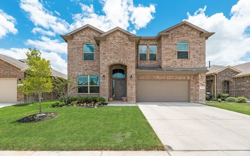 213 Frenchpark Drive, Fort Worth, TX 76052, 5 Bedrooms Bedrooms, ,5 BathroomsBathrooms,Residential,For Sale,213 Frenchpark Drive,20977964