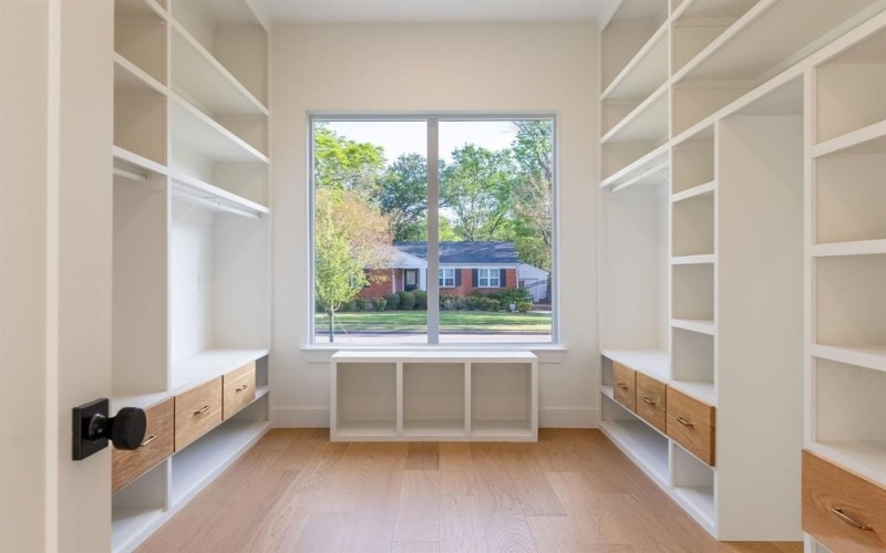 3815 Dunhaven Road, Dallas, TX 75220, 5 Bedrooms Bedrooms, ,6 BathroomsBathrooms,Residential,For Sale,3815 Dunhaven Road,20979701