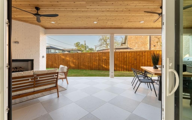 3815 Dunhaven Road, Dallas, TX 75220, 5 Bedrooms Bedrooms, ,6 BathroomsBathrooms,Residential,For Sale,3815 Dunhaven Road,20979701