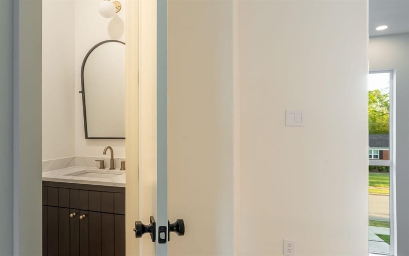 3815 Dunhaven Road, Dallas, TX 75220, 5 Bedrooms Bedrooms, ,6 BathroomsBathrooms,Residential,For Sale,3815 Dunhaven Road,20979701