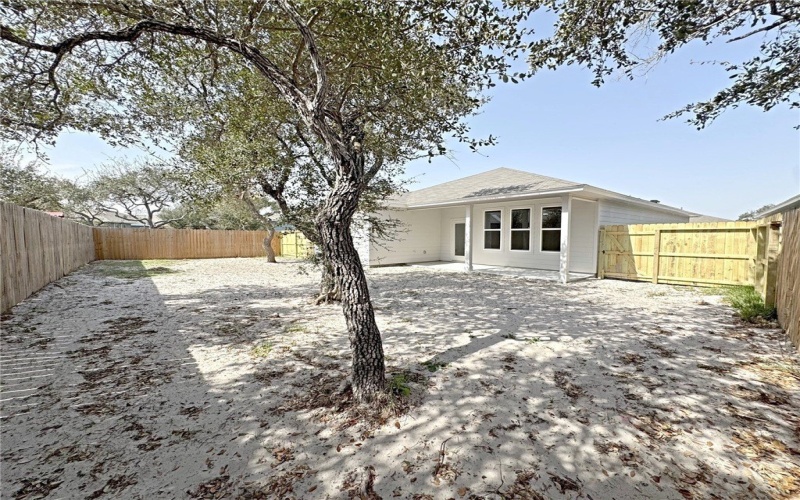 1943 Shellbank, Aransas Pass, TX 78336, 3 Habitaciones Habitaciones , ,2 BañosBaños,Residential,En Venta,1943 Shellbank,453225
